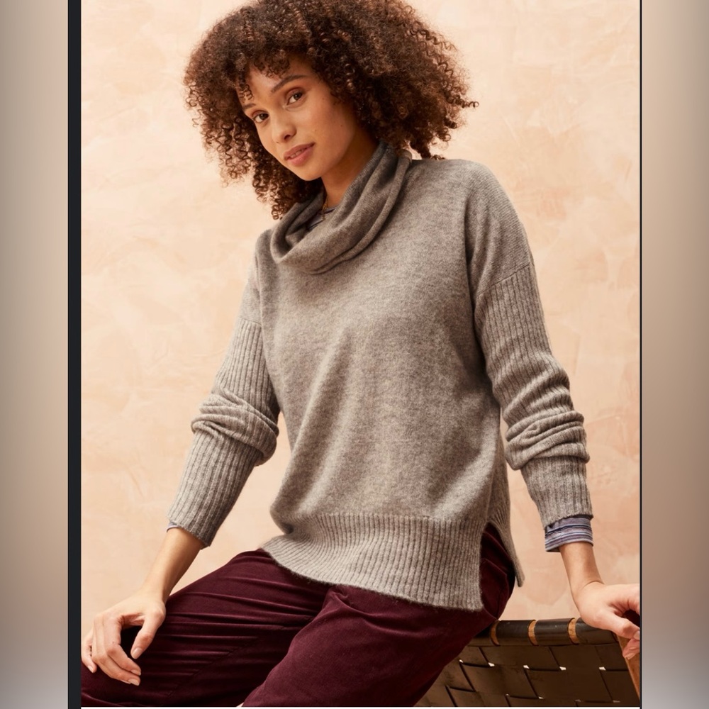 BRORA Scottish 100% Cashmere Gauzy Polo Turtleneck Top Size Small/Medium